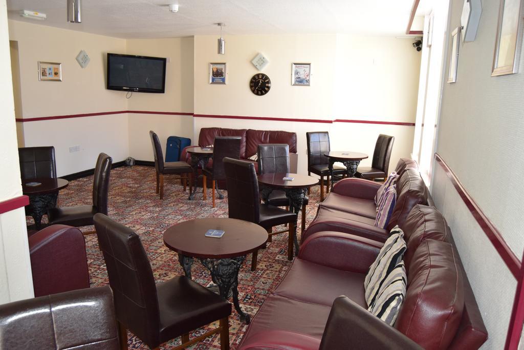 Westminster Hotel Rhyl Exteriör bild