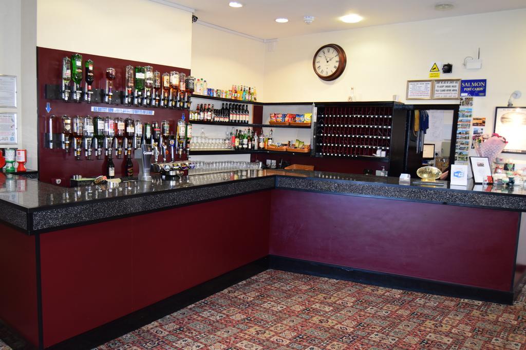 Westminster Hotel Rhyl Exteriör bild